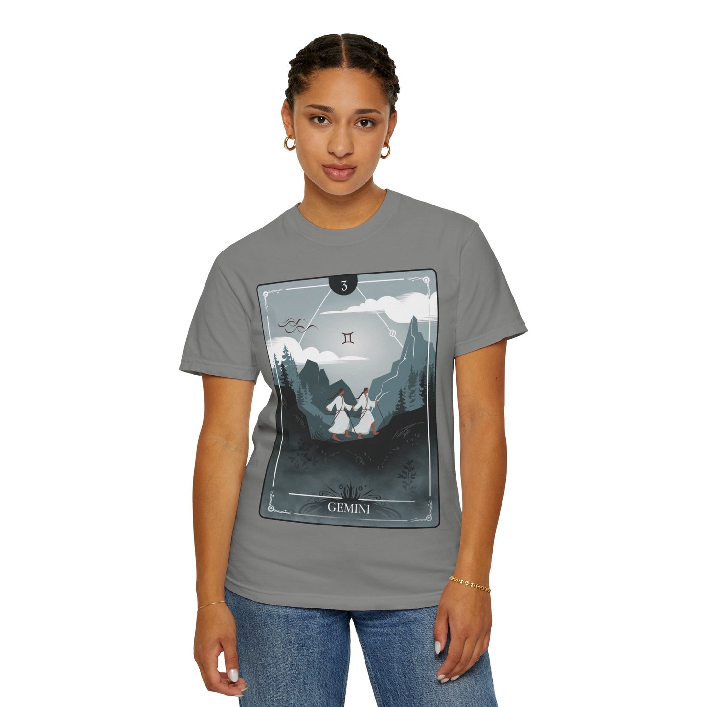 Gemini Zodiac Tarot T-Shirt – Duality in Motion