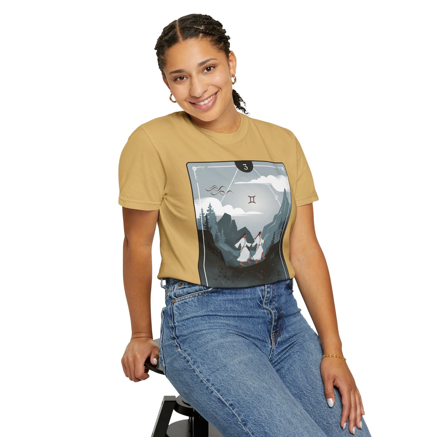 Gemini Zodiac Tarot T-Shirt – Duality in Motion