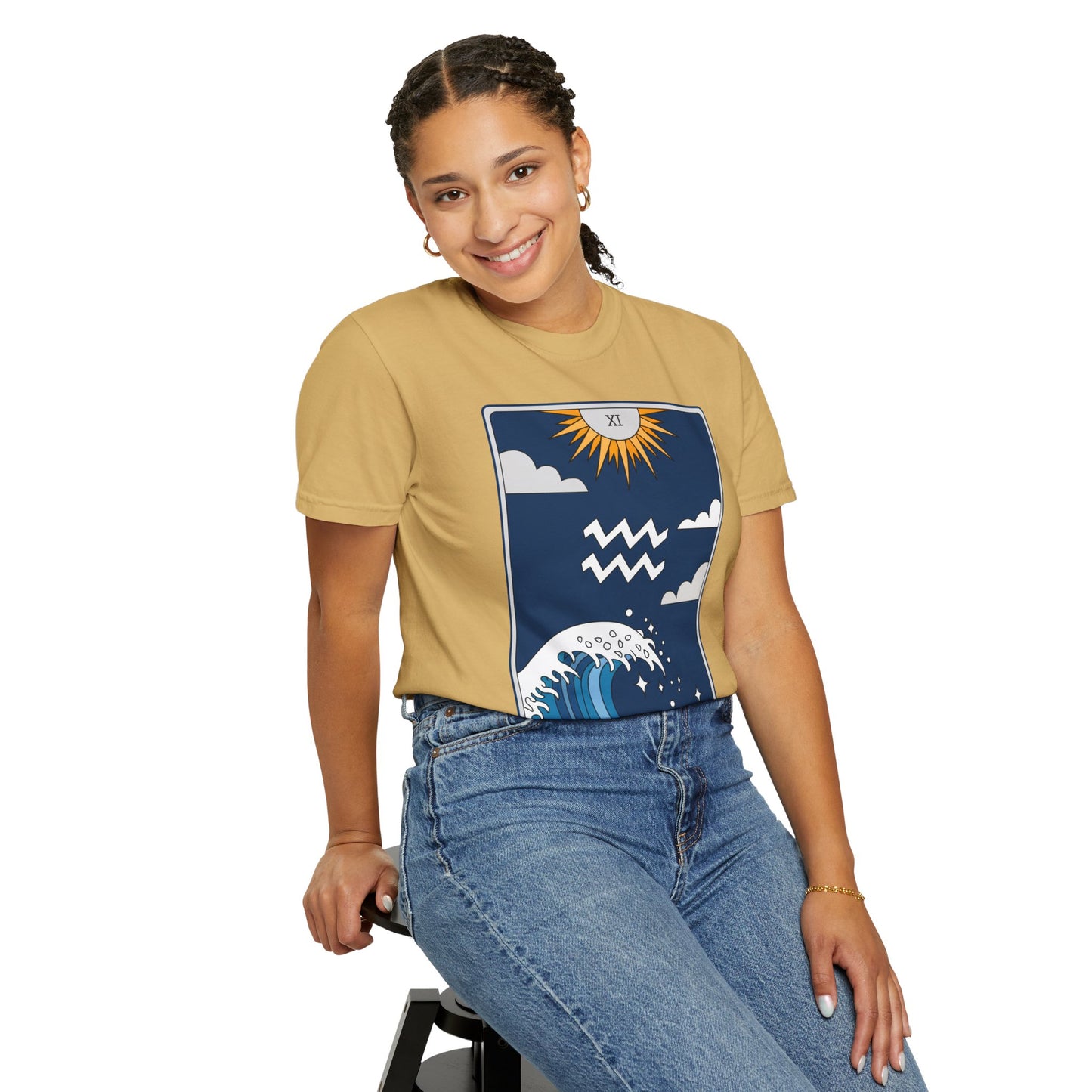 Aquarius Waves Tarot Tee - Innovative Water Bearer Zodiac Graphic T-Shirt